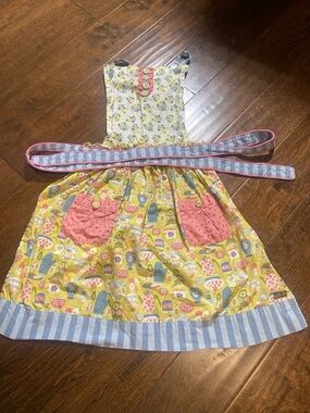 Matilda Jane Size OS Colorful apron Women’s EUC